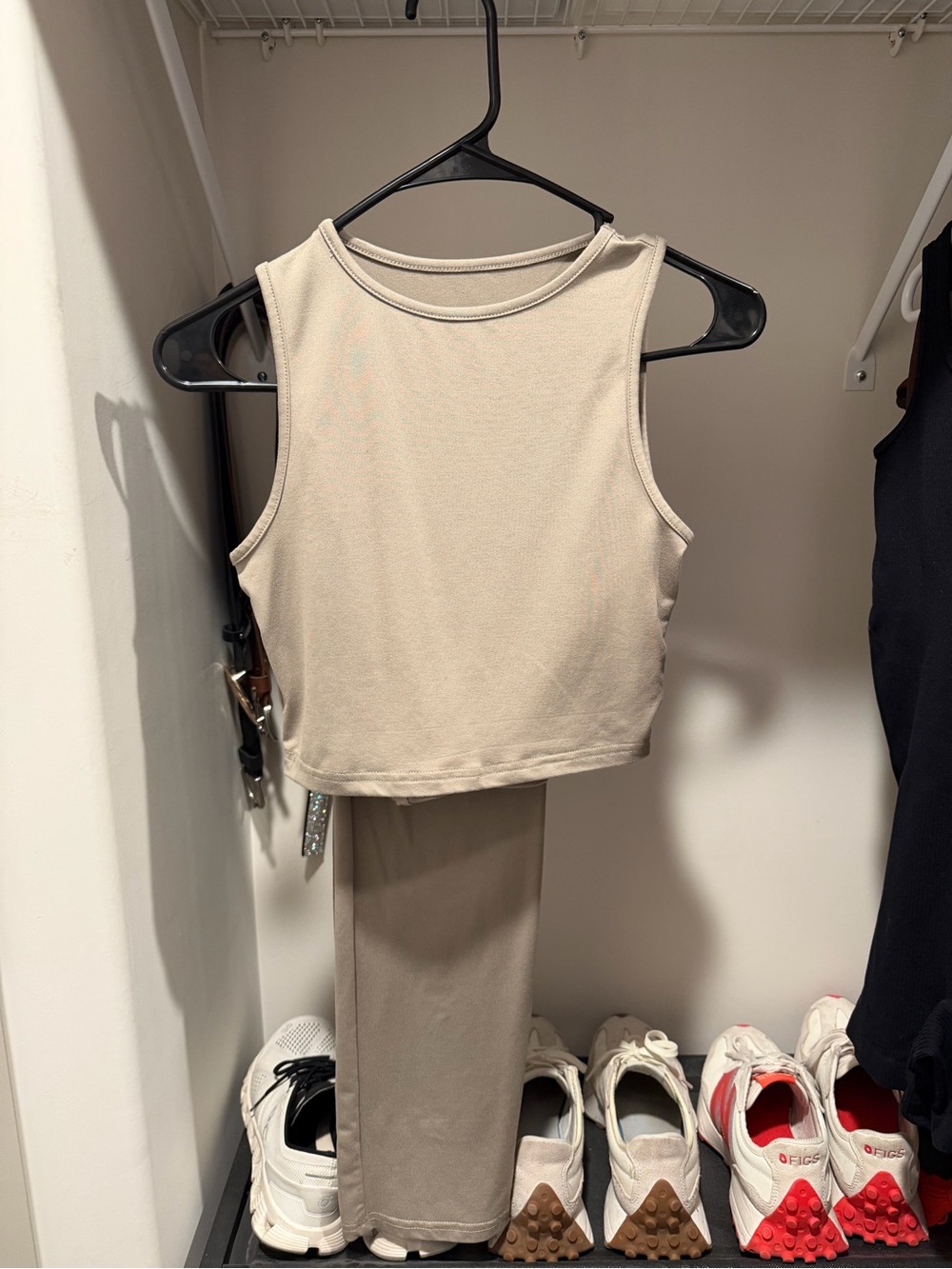 Women’s dresses